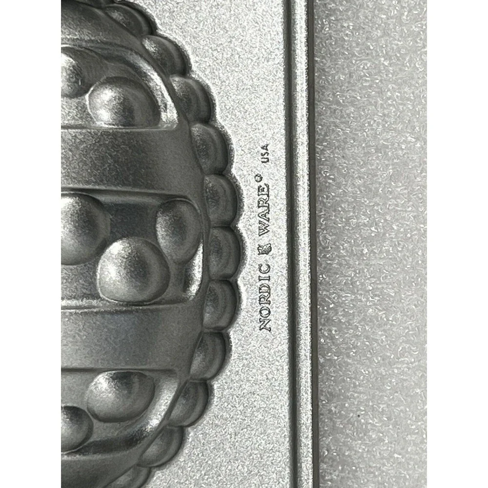 Nordic Ware Easter Egg Baking Mold 9 Muffin Mini Cake Cast Aluminum Pan USA